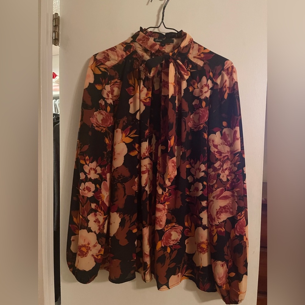 Gibson multi-colored blouse